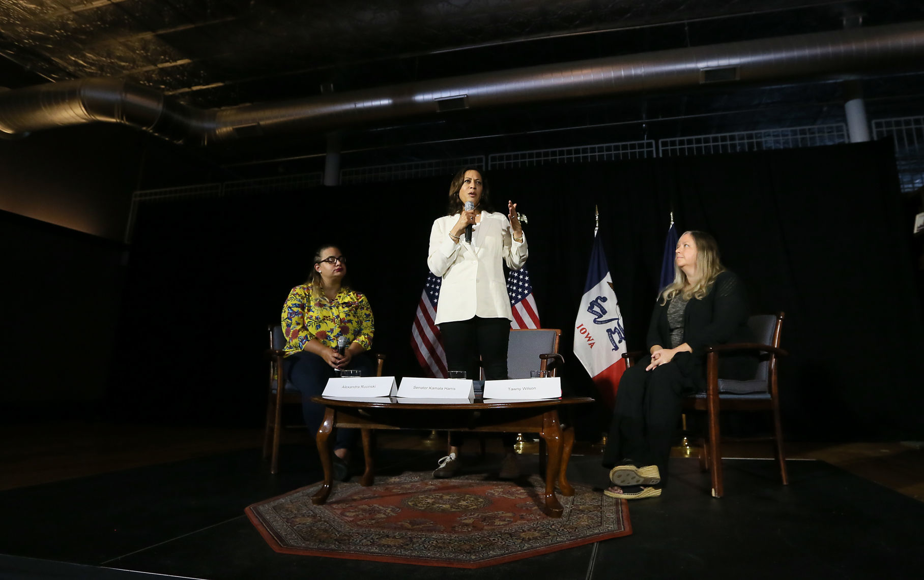 081219-Kamala-Harris-019